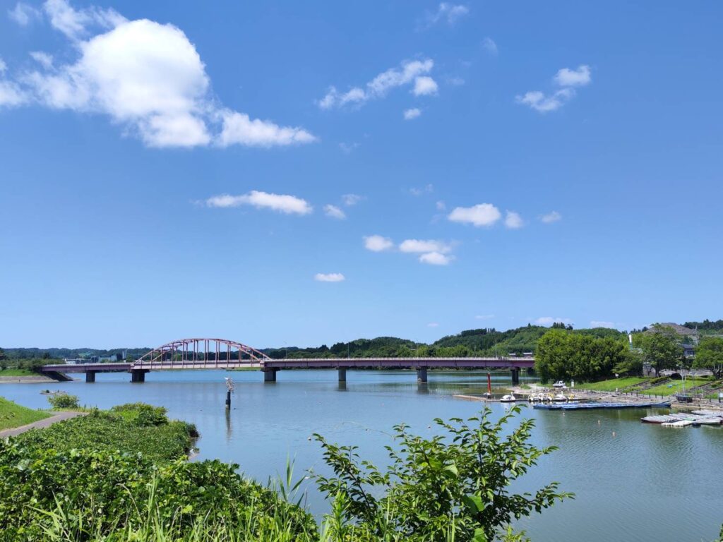 千葉県市原市の赤い鉄橋