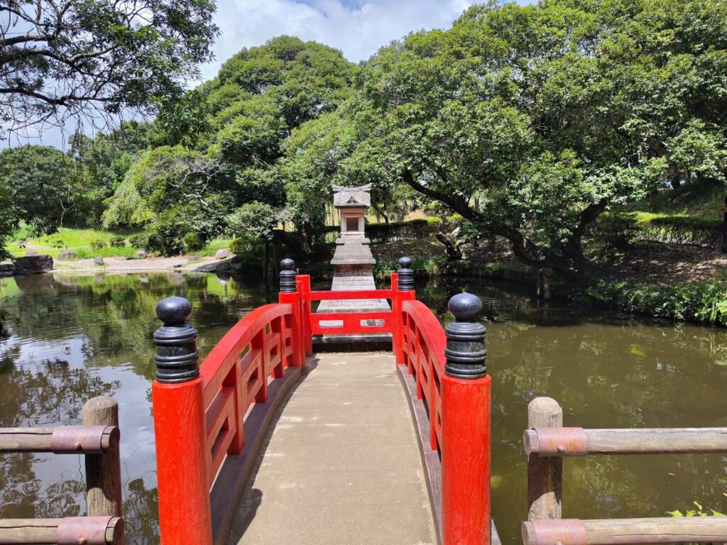 大野潮騒はまなす公園の弁天池