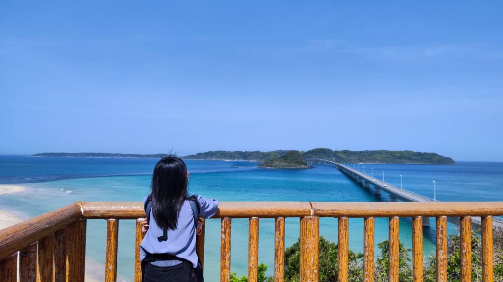 角島展望台から撮影した角島大橋