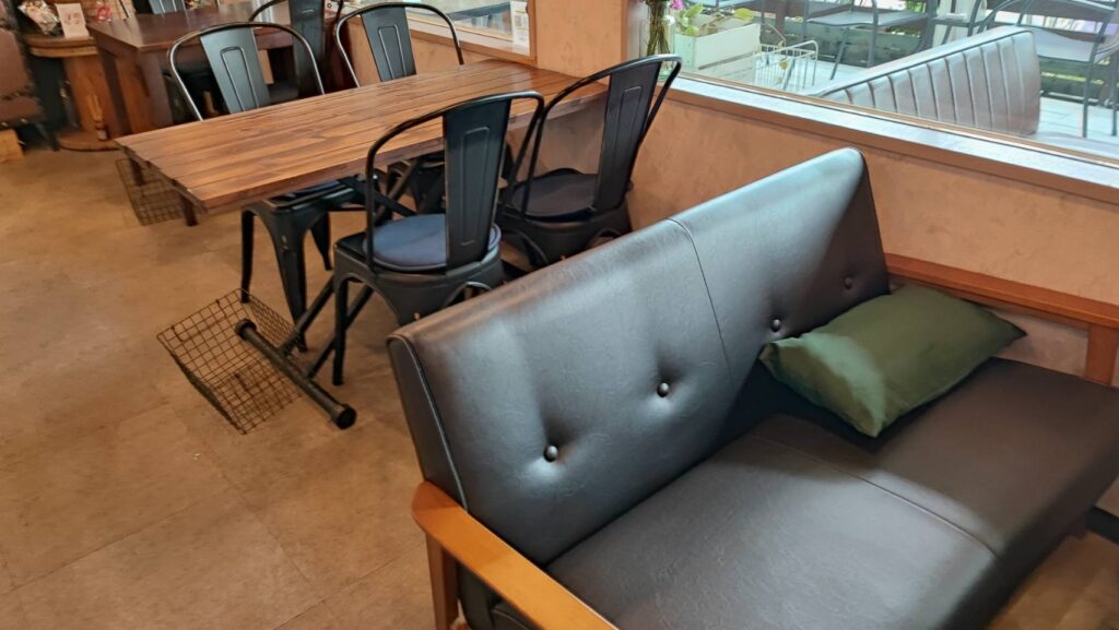 花cafe kokiaの内観