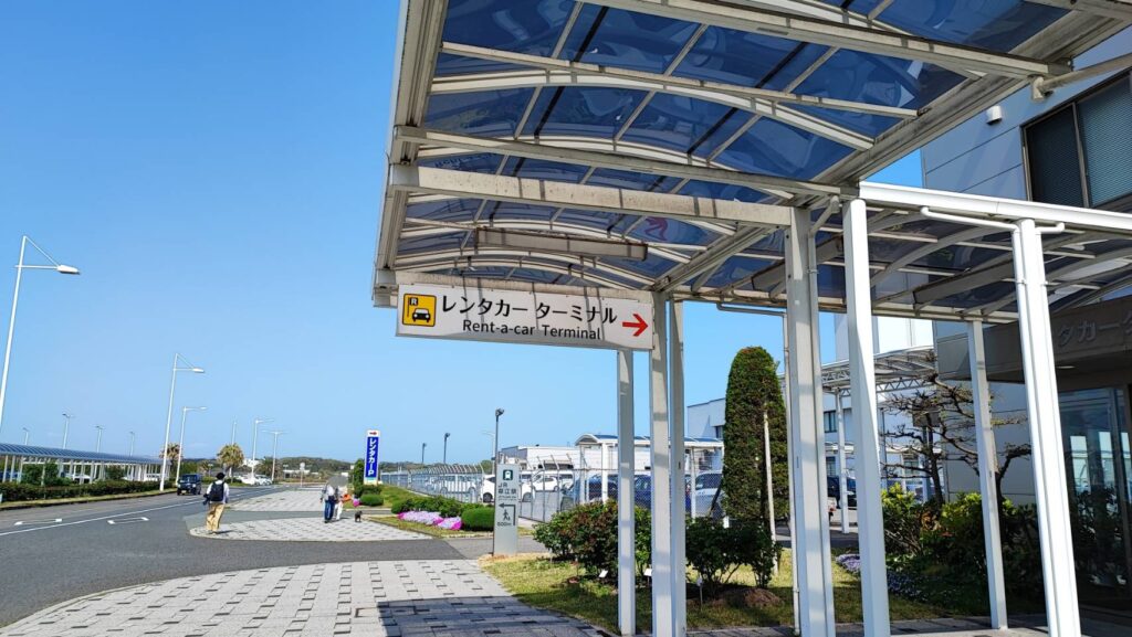 山口宇部空港のレンタカーターミナル