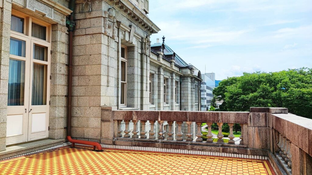 文翔館のバルコニー