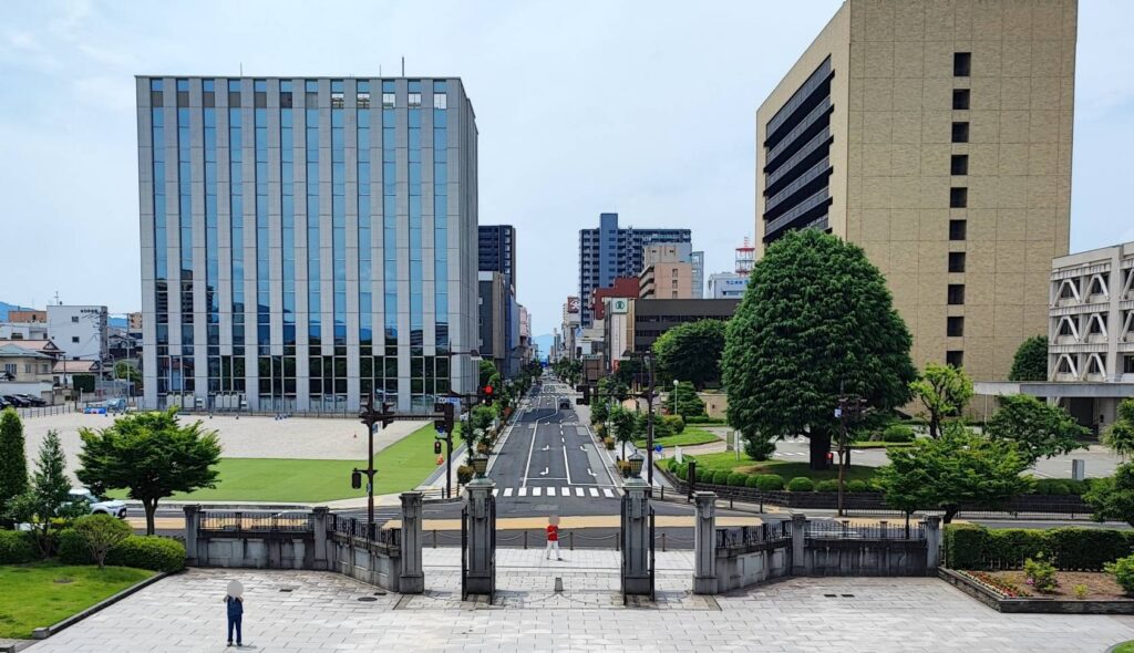 文翔館のバルコニーから見た景色