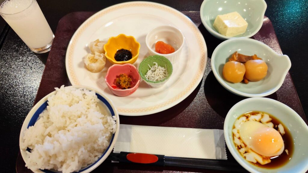 名湯舎 創の朝食