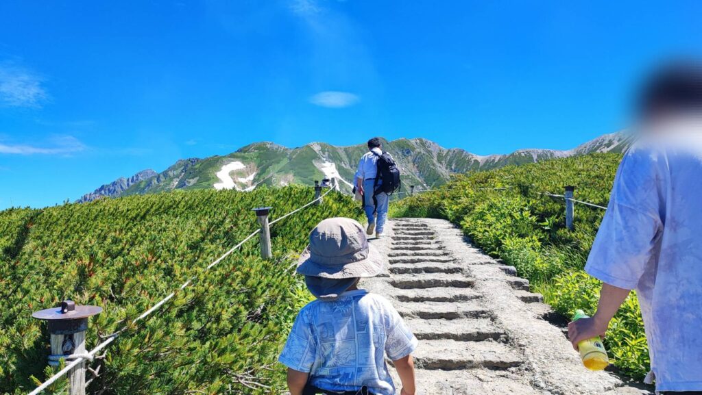 エンマ台に向かう道