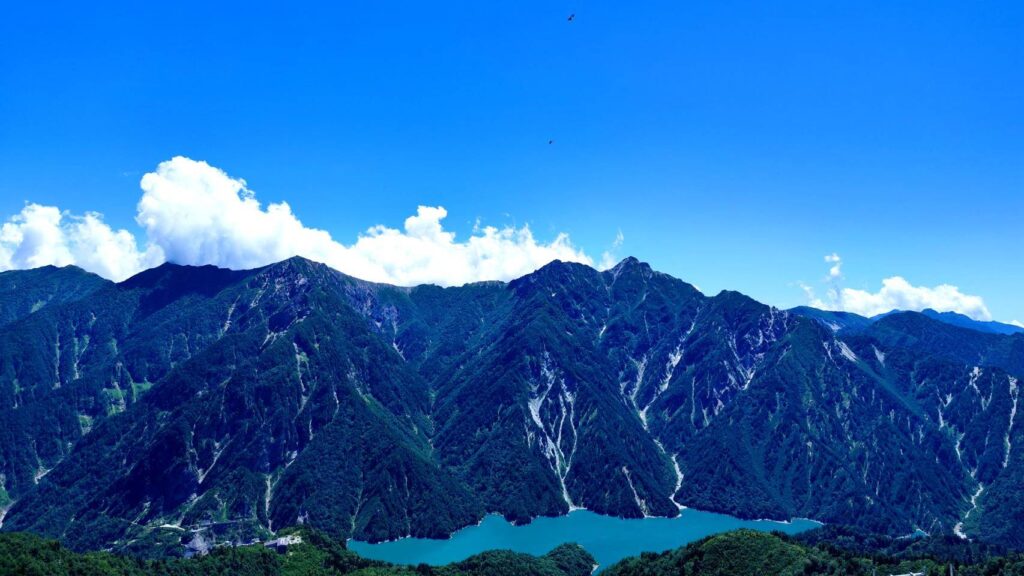 大観峰の雲上テラスから見た景色