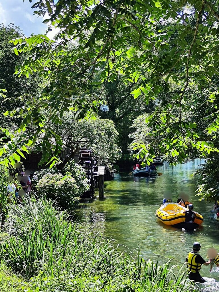 大王わさび農場のクリアボート